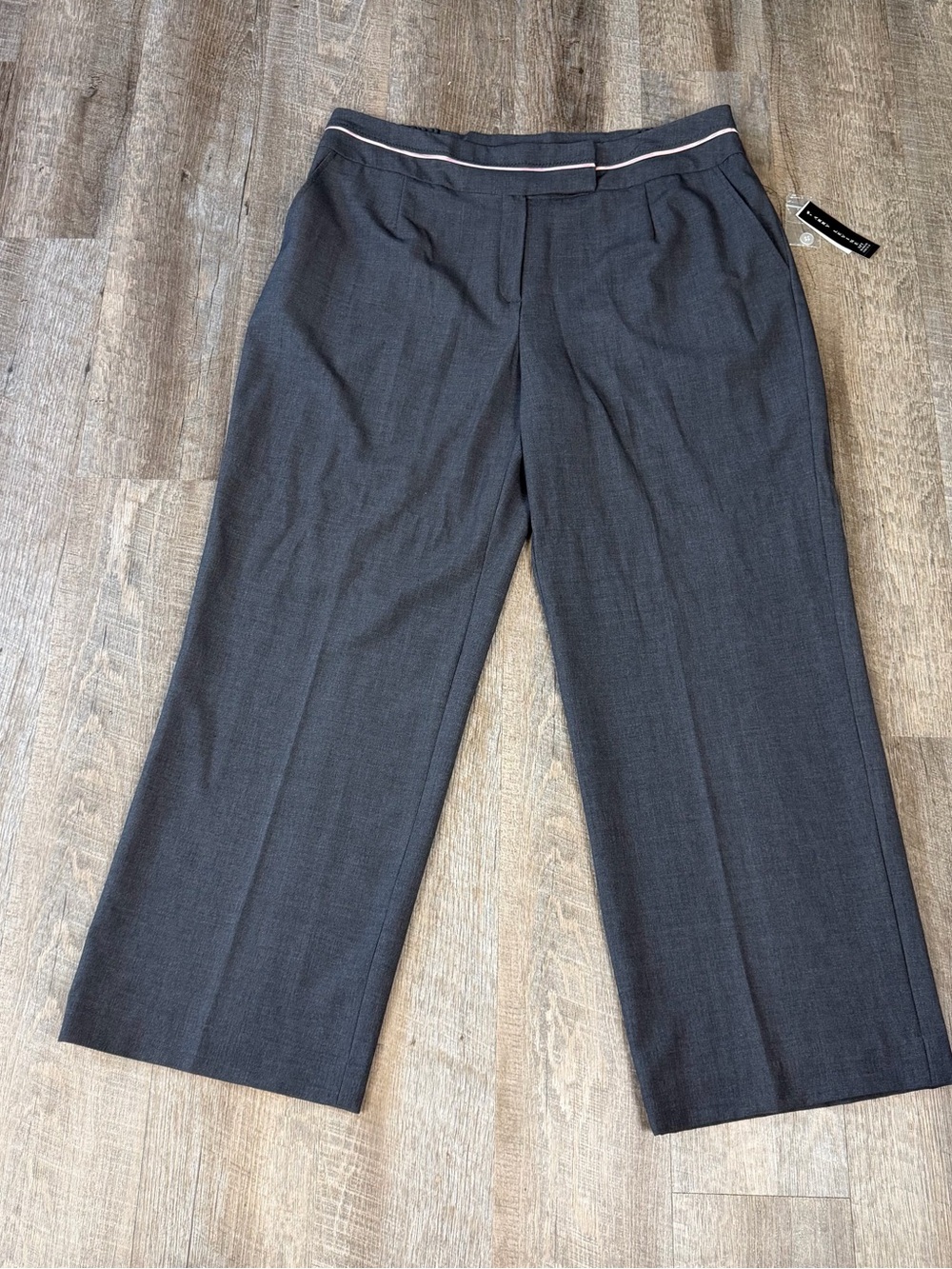 Larry Levine Woman Stretch Trousers Womens 18W Charcoal Gray Wide Leg NWT Office